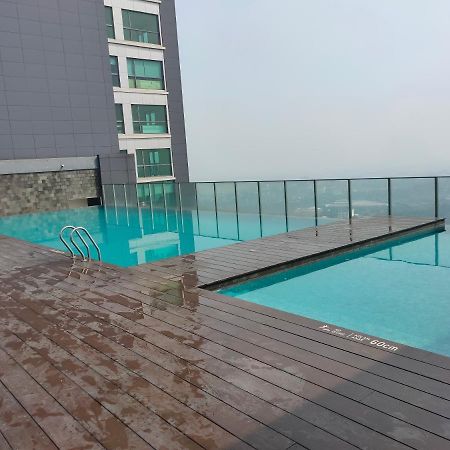 Super Penthouse Stmoritz Apartment, Lippomall Puri Indah Giacarta Esterno foto
